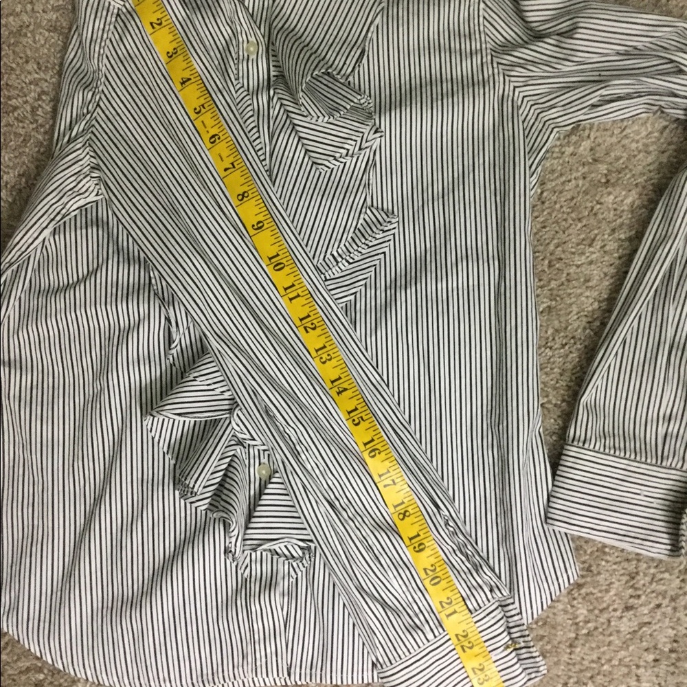 🔥🔥HOST PIC🔥🔥Ralph Lauren Button up Shirt - Picture 7 of 8